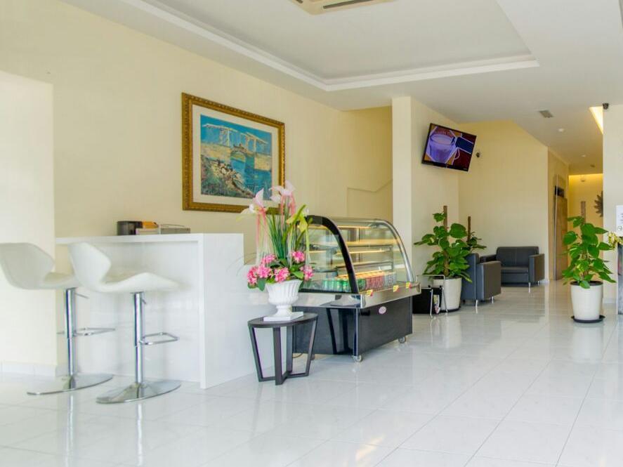 Ample Hotel Skudai Bagian luar foto